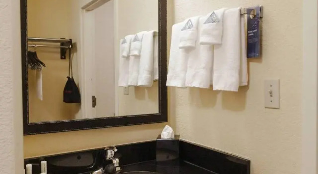 Четырёхместный номер Standard Fairfield Inn by Marriott Ponca City