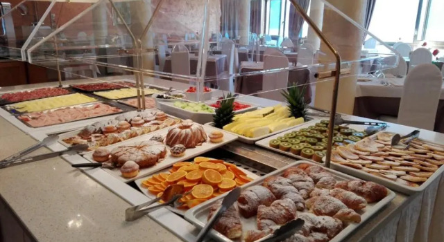HOTEL ASTOR, Забронировать Отель Отели в центре Лимоне-суль-Гарды, в центре