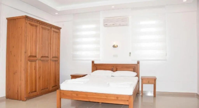 Villa Paradise Found