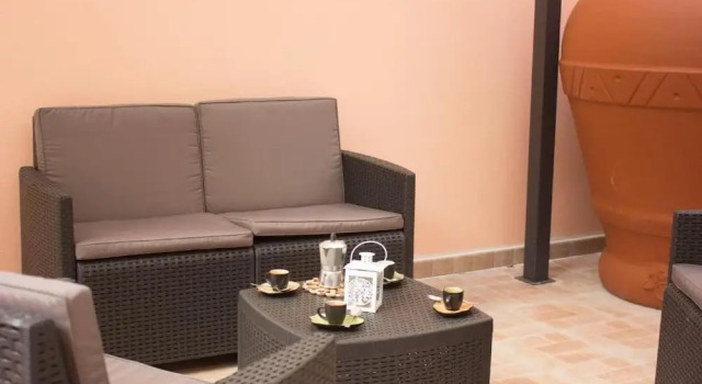 Shardan Guest House