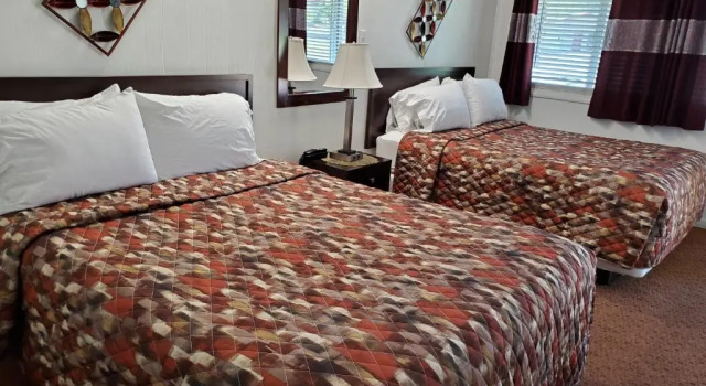 Четырёхместный номер Standard Sonoma Lodge