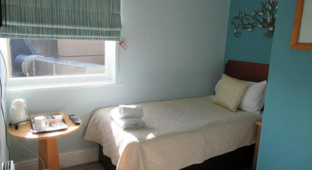 Номер Standard London Inn