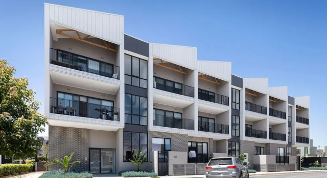 Urban Rest Port Adelaide Apartments, Забронировать Апартаменты/квартира Порт Аделаида Аделаида, рядом с Fishermen's Wharf Market