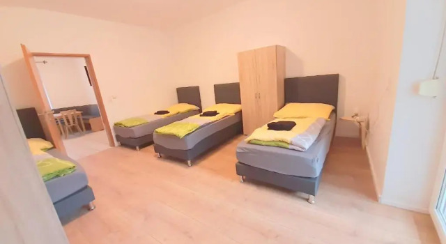 Апартаменты с 3 комнатами Apartments SteelCity