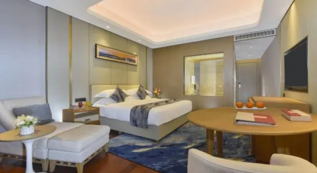 Номер Standard Ramada Plaza Dongxing City Center
