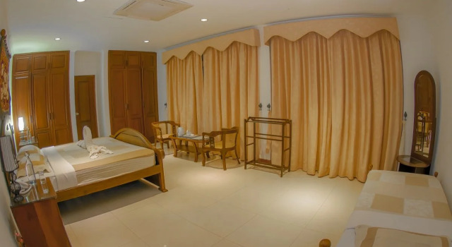 Hotel Villa Viana, Reservar Hotel Hotéis em Noroeste com refeições, Meia Pensão / Pensão Completa