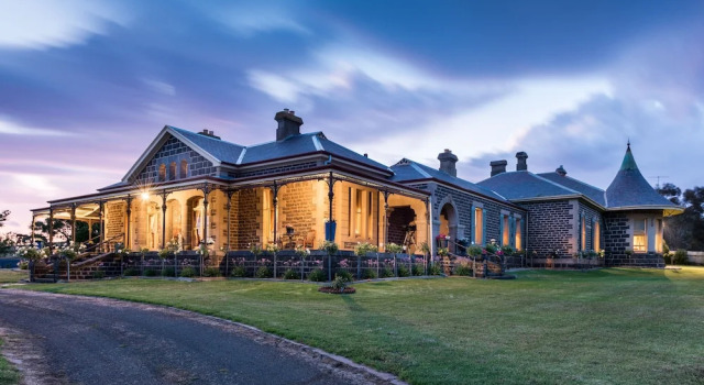 Coragulac House Cottages, Reserva ahora Hotel Alvie Victoria