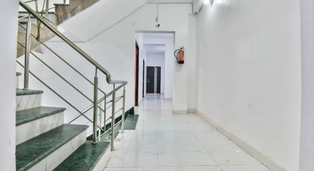 OYO 66791 Rainbow Homestay, Забронировать Отель Отели штата Карнатаки 3 звезды, 3*