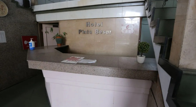 Collection O 92739 Hotel Pintu Besar Near Pancoran ChinaTown Point, Забронировать Отель Отели Джакарты 3 звезды, рядом с Glodok Market, 3*