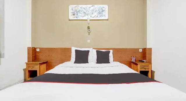 Camera Deluxe Hotel Vala Malioboro Yogyakarta