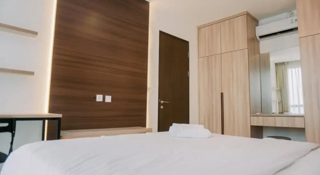 Spacious And Warm 2Br At Ciputra World 2 Apartment
