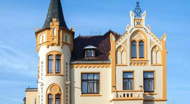 Hotel Knöpel, Забронировать Отель Висмар Мекленбург-Померания, рядом с Порт Висмар