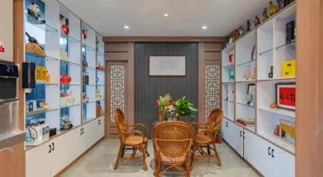 Yixuan Hotel (Suzhou Nanxiang Hengtaicheng Railway Station Branch), Rezerwuj Hotel Hotele w Suzhou z parkingiem, Parking
