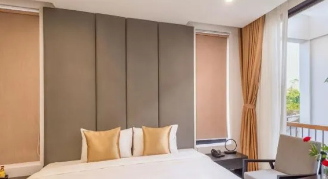 Люкс с балконом Elong ME Hotel (Suzhou Industrial Park Dongsha Lake Ecological Park)