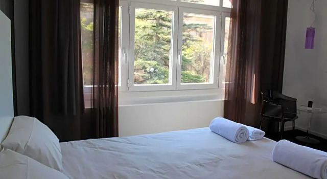 Двухместный люкс с балконом Hotel Oleum Belchite