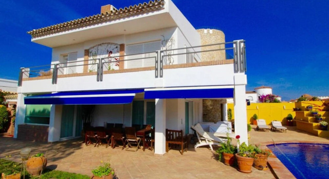 9001 - Villa Peni
