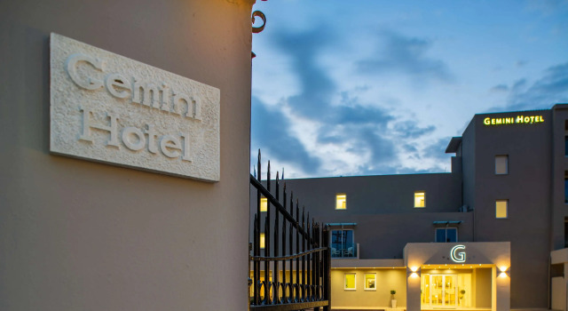 CNic Gemini Hotel