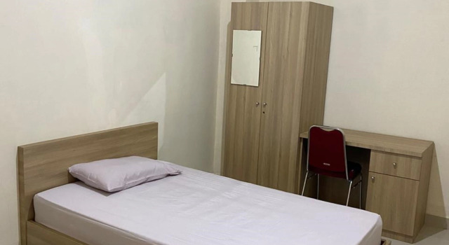 Номер Deluxe Reddoorz Syariah at Pondok Bintang Jalan Biring Romang Makassar