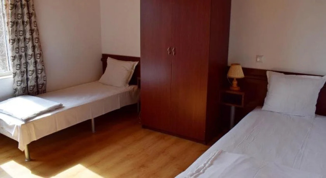 Royal Hostel Golden Sands, Забронировать Хостел Золотые Пески Варненская область