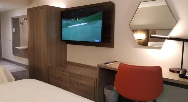 Четырёхместный номер Standard Holiday Inn Express Apex - Raleigh by IHG
