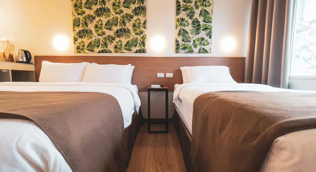 Standardowy dwuosobowy pokój Hotel Sentro Legazpi