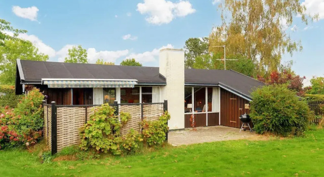 4 Person Holiday Home in Frorup, Rezervovat Rekreační dům Chaty v Funen, Chalupa