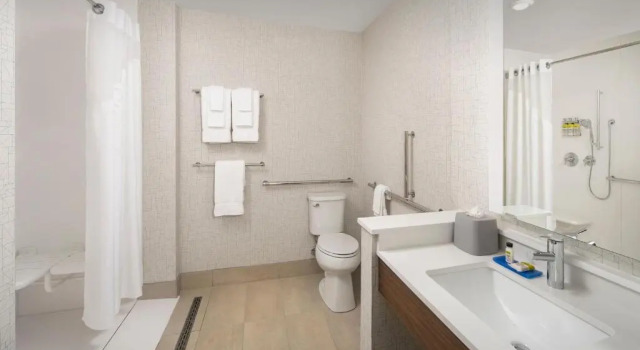 Номер Deluxe Holiday Inn Express & Suites Kingsland I-95-Naval Base Area by IHG