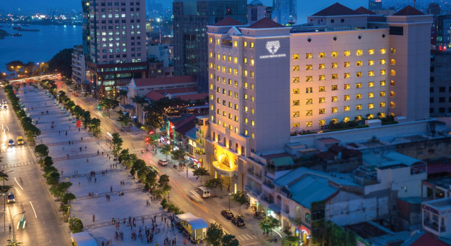Номер Standard Дуплекс Saigon Prince Hotel
