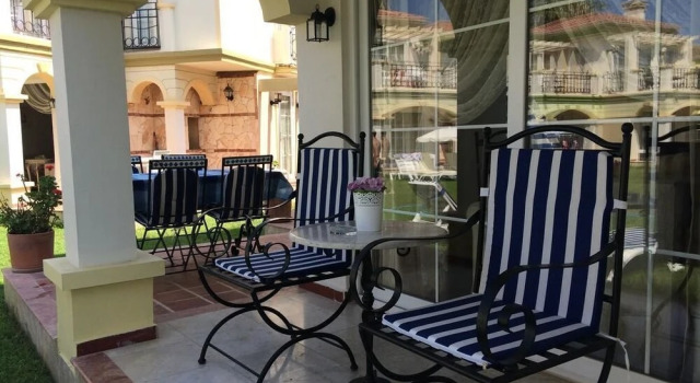 Вилла с 2 комнатами с балконом Villa Carli
