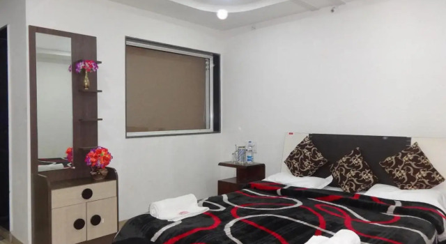 Indira Villa - 3BHK Getaway near WaterFalls