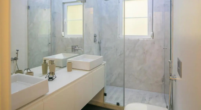 Апартаменты Spacious 2-Bed Apartment with Interior Terrace near Marquês de Pombal, Lisbon - TTL300