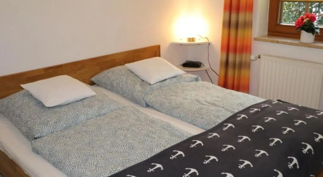 Haus Henning - Appartement 6, Забронировать Апартаменты/квартира Шарбойц Holstein Switzerland