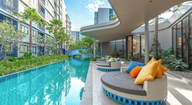 Stylish condo with Pool C175