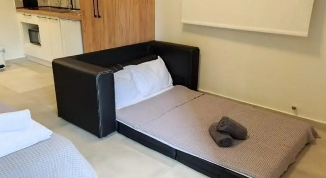 Agora LX Studios & Suites, Брондау Қонақ үй Kalamaria Салоники