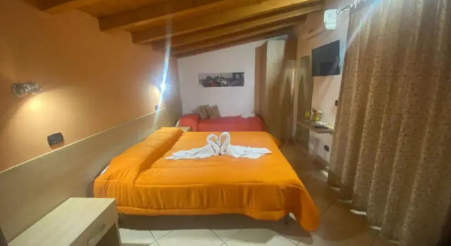 MANDANICI :Borgo Marsalini, Book Hotel Cheap Hotels in Sicily