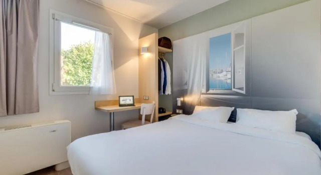 Двухместный номер Standard B&B HOTEL FREJUS Puget-sur-Argens