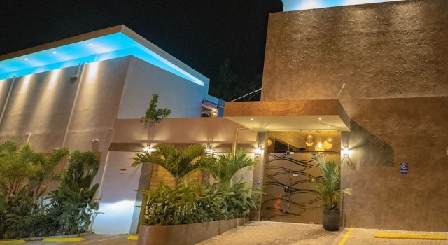 Hotel Naoz, Prenota Hotel Quepos Puntarenas