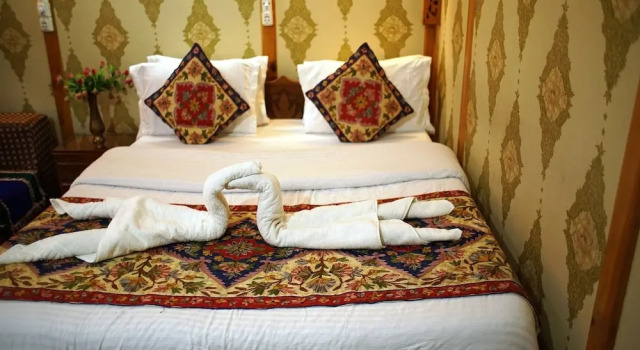 Номер Deluxe Young Bombay Premium Heritage Houseboat