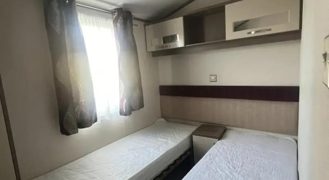2 bed Platinum-sleeps 6-decking-free Parking