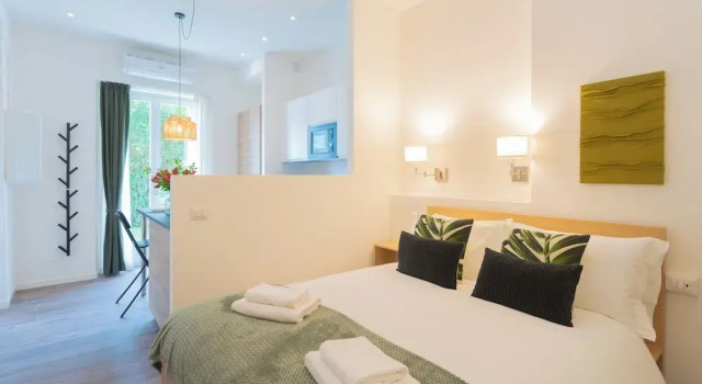 Апартаменты Enchanted Como Lake - Tremezzo Apartments by Rent All Como