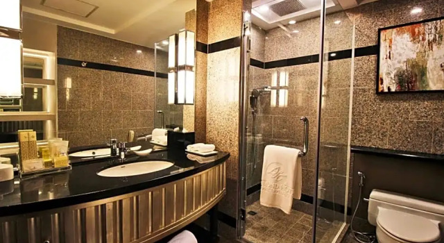 Клубный номер Standard Diamond Hotel Philippines