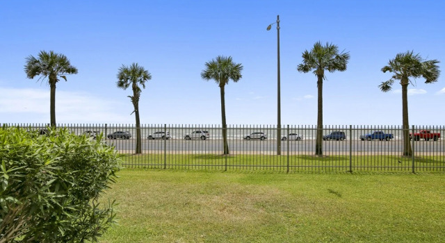Turtle Reef by Ryson Vacation Rentals