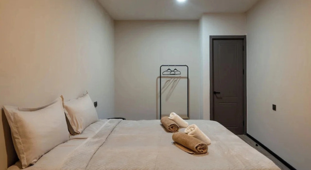 Niabi 4BDR Apartments with billiards