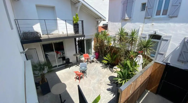 Loft 9 - 180 m2 loft in 5 min from the beach - 3 bedroom - Parking, Prenota Appartamento Hotel a Aquitania con parcheggio, Parcheggio