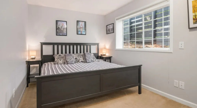 Seattle Vacation Home: The Big Top, Забронировать Дом для отпуска Виллы Сиэтла, рядом с Баптистская церковь Горы Сион, Вилла