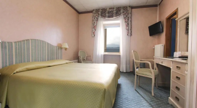 Четырёхместный номер Economy Bellavista Relax Hotel