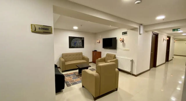 Grand Life Hotel