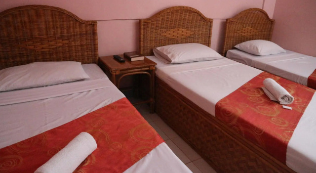 Tropical Place Hotel by RedDoorz, Prenota Hotel Città di Puerto Princesa 