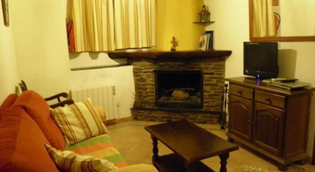 Apartamentos Casalpujarra, Забронировать Отель Бубион La Alpujarra, рядом с Casa Alpujarreña