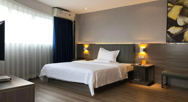 Номер Standard 7Days Premium Zhongshan Tanzhou Town Market Central Branch